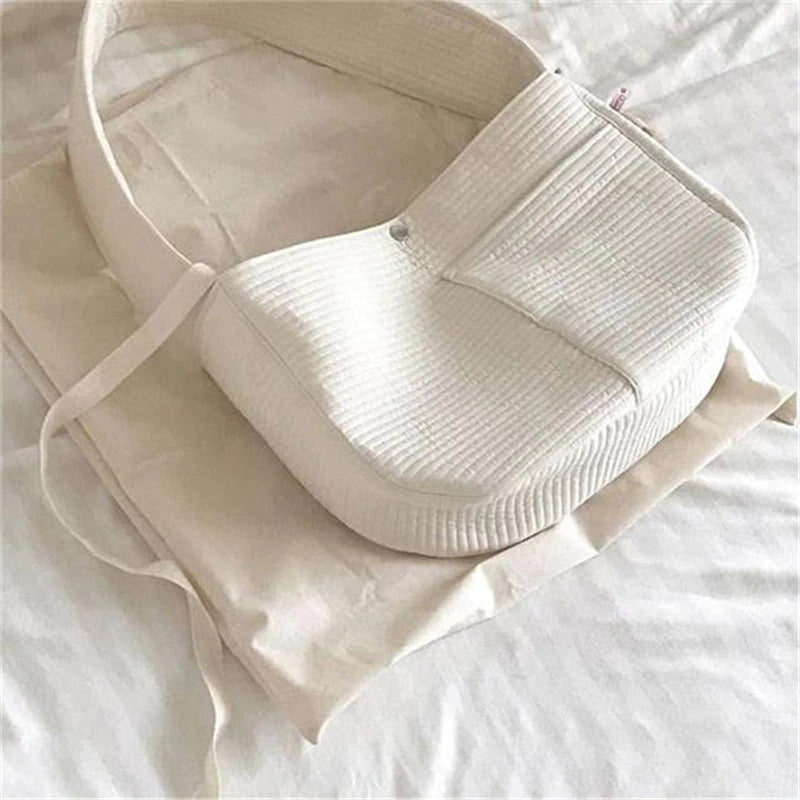 Puppy kitten carrier outdoor travel handbag dog carriers for small dogs, puppy dog carrier for small dogs with multiple pockets, breathable mesh and soft cushion, small dog travel tote bag for hiking