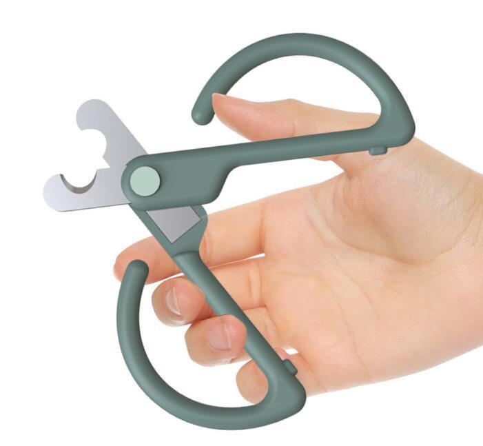 Cat cleaning supplies manicure nail clippers